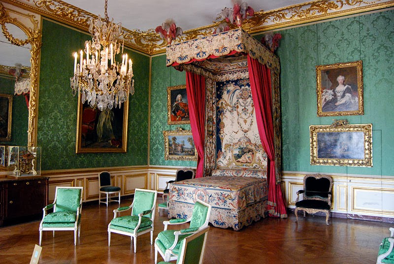 800px-Chambre_du_Dauphin,_Château_de_Versailles_-_01.jpg